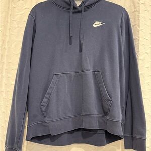 Nike Men's Dark Blue Pullover Sweater